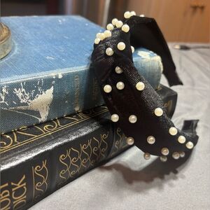 Elegant Black Pearl-Studded Headband New! Fashion Headband for Women & Girls Wid